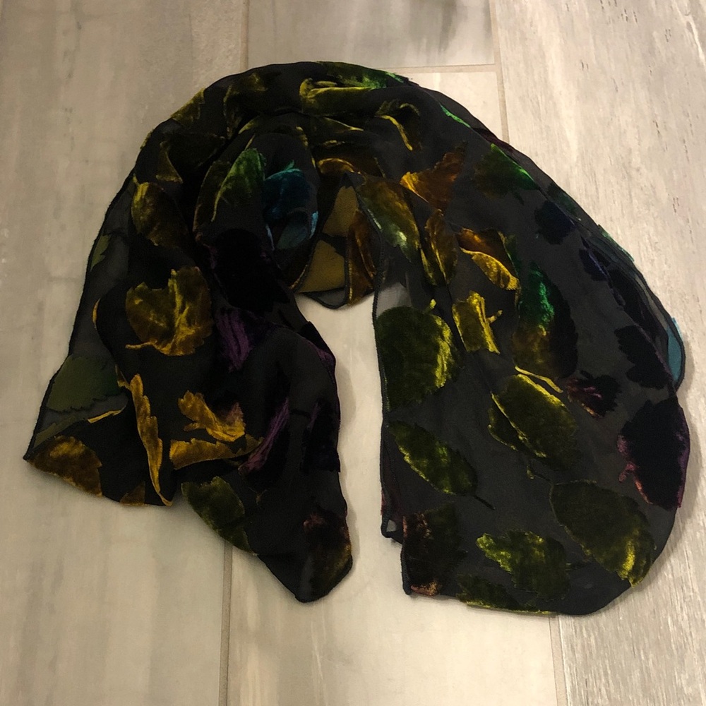 Velvet Colorful Leaf Patterned Scarf - image 1